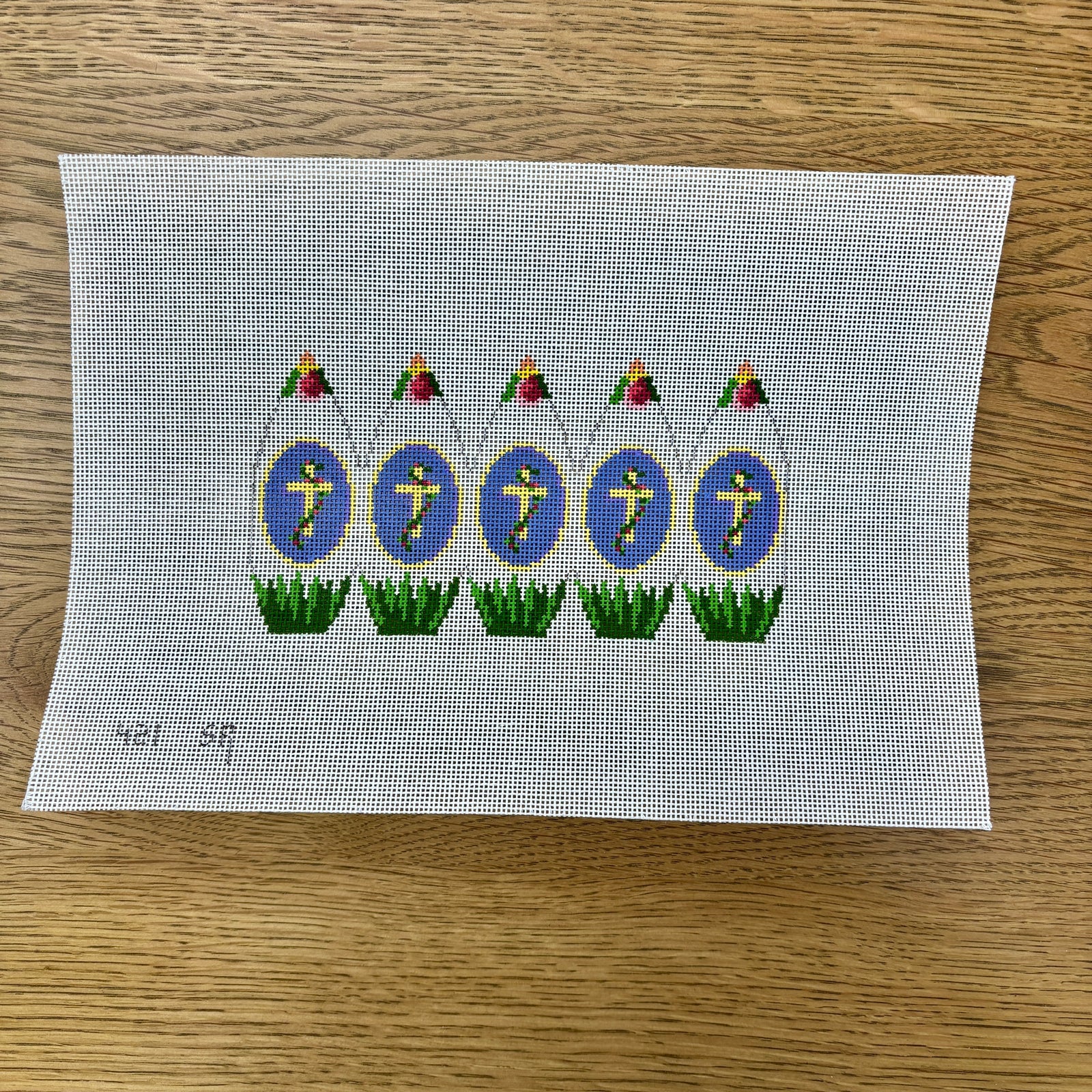 3D Cameo Cross Stand Up Egg Canvas