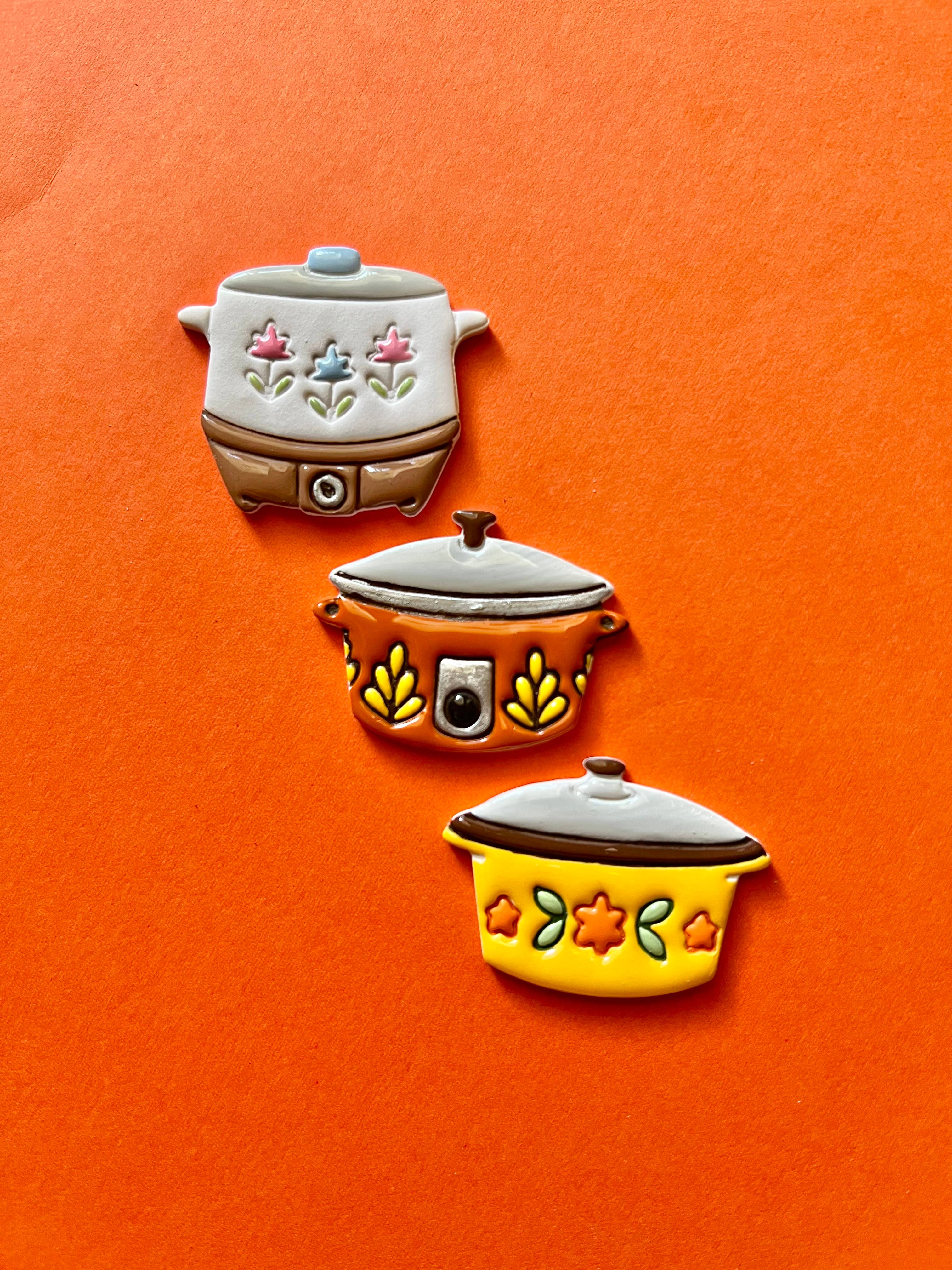 Retro Crock Pot Needle Minders: Orange Crock Pot