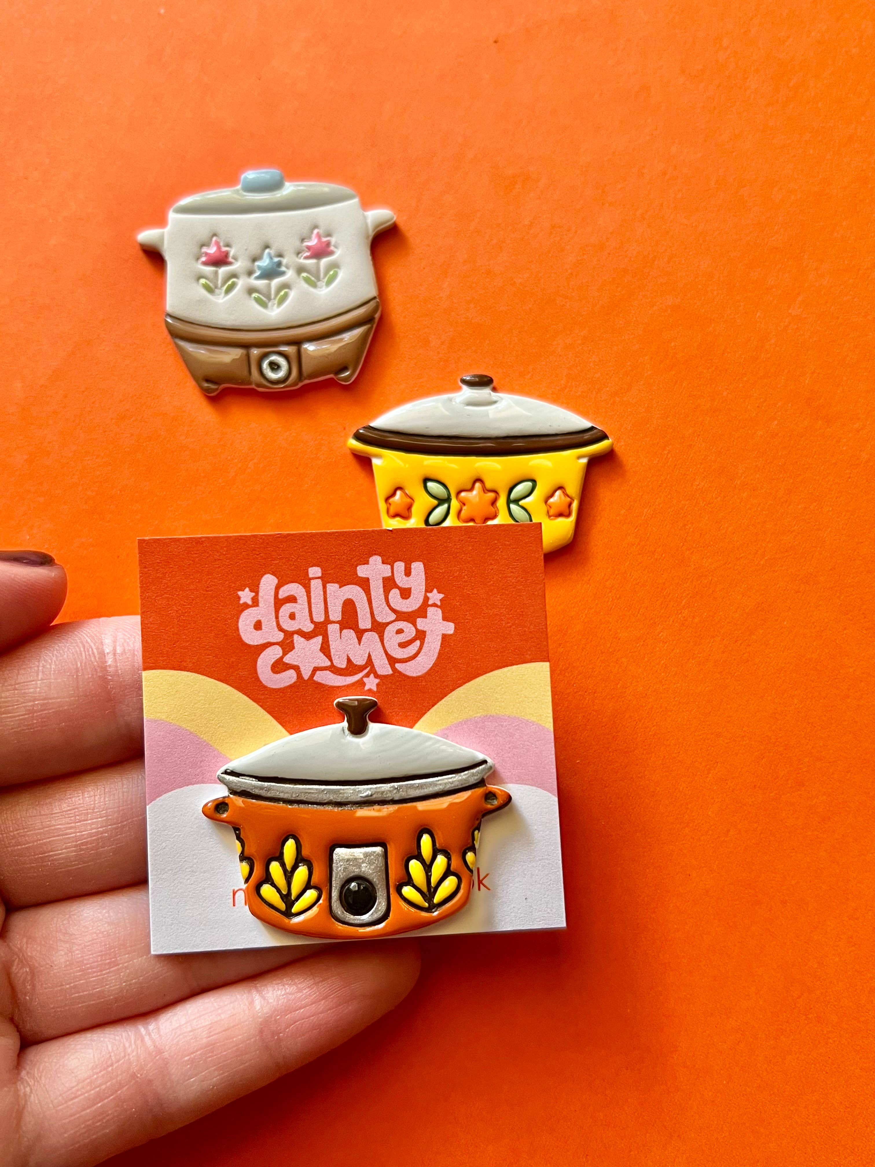 Retro Crock Pot Needle Minders: Orange Crock Pot