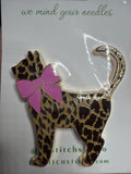 Leopard Needleminder