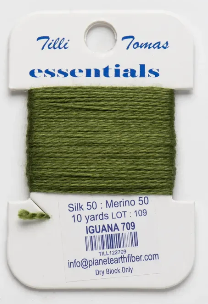 Essentials-709-Iguana