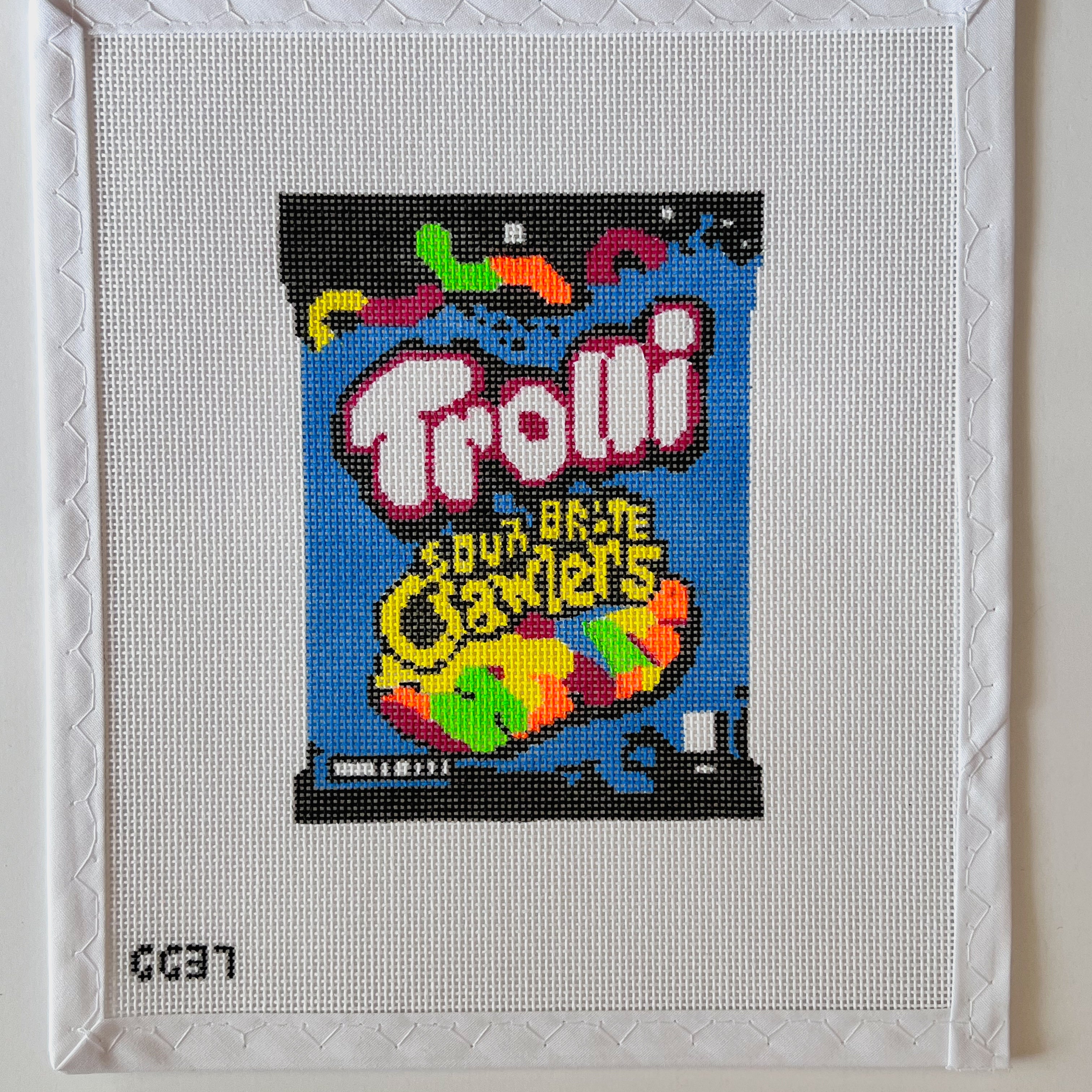 Trolli Sour Bite Crawlers Canvas