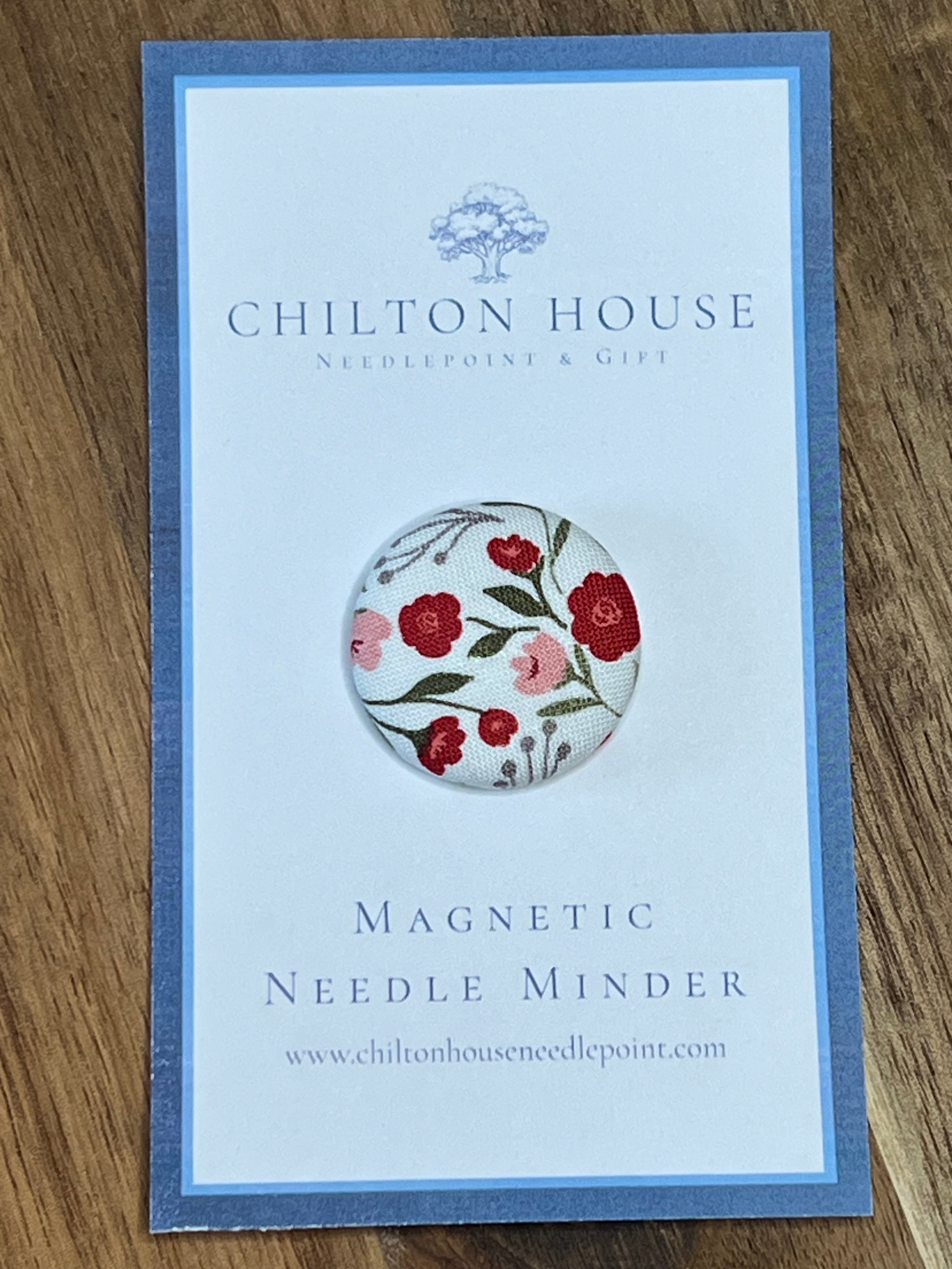 The Poppy Floral Magnetic Needle Minder (Medium)