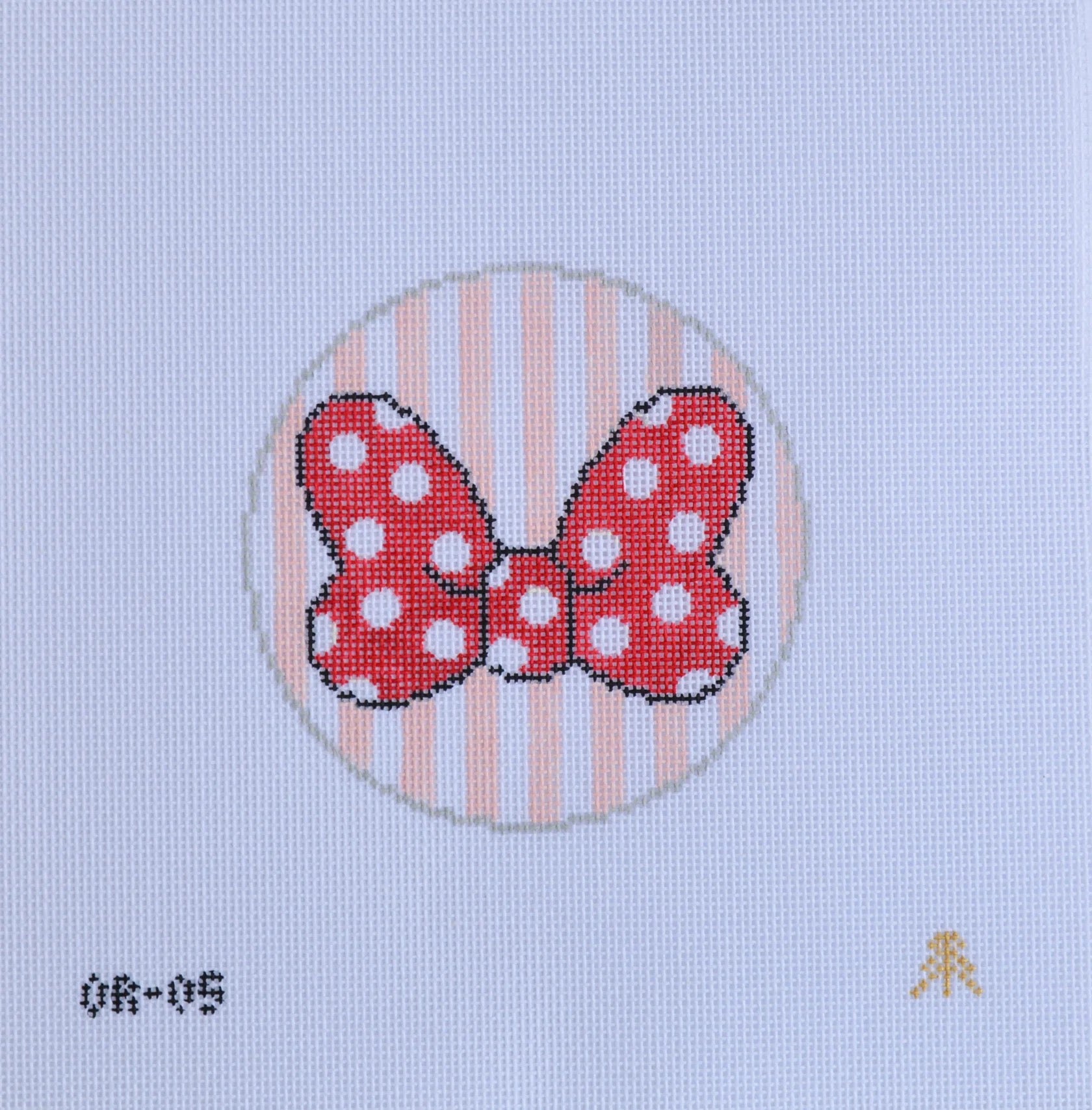Minnie Bow Canvas Round