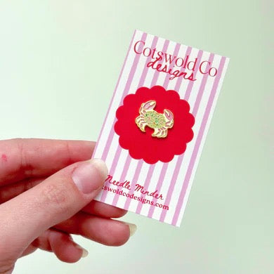 Pink Crab Needle Minder