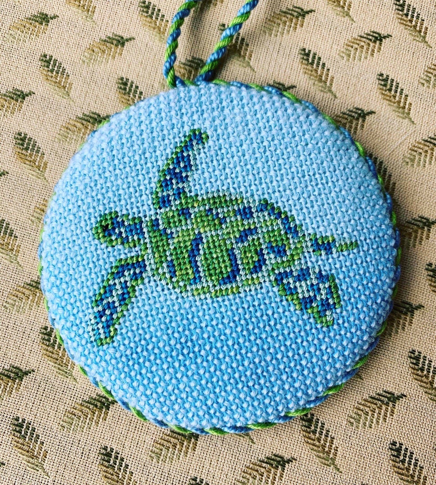 Sea Turtle Round Canvas