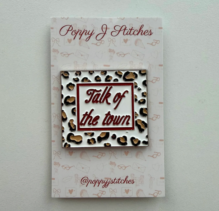 Talk of the Town Needle Minder