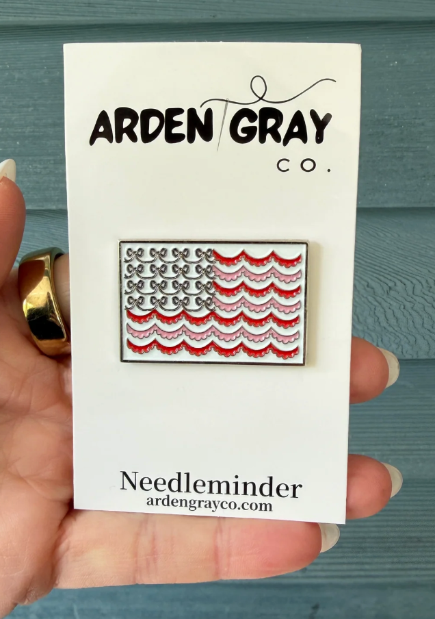 Bow Flag Needle Minder