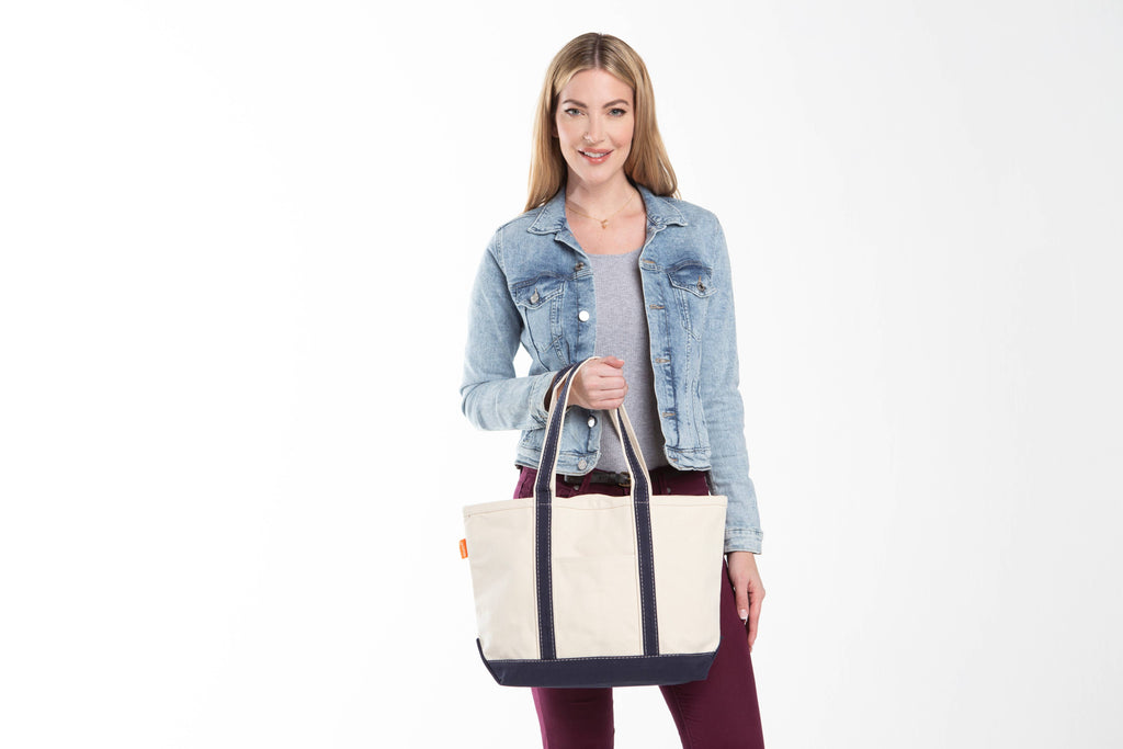 Medium Classic Tote: Coral
